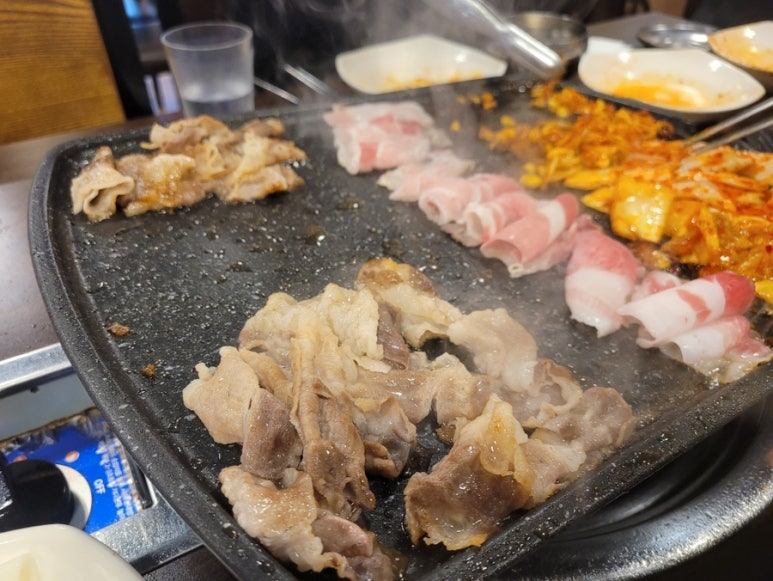 삼겹구이동읍점 이미지