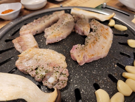 육담맛있는고기 이미지