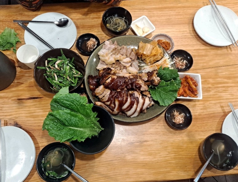 다정한족발 이미지