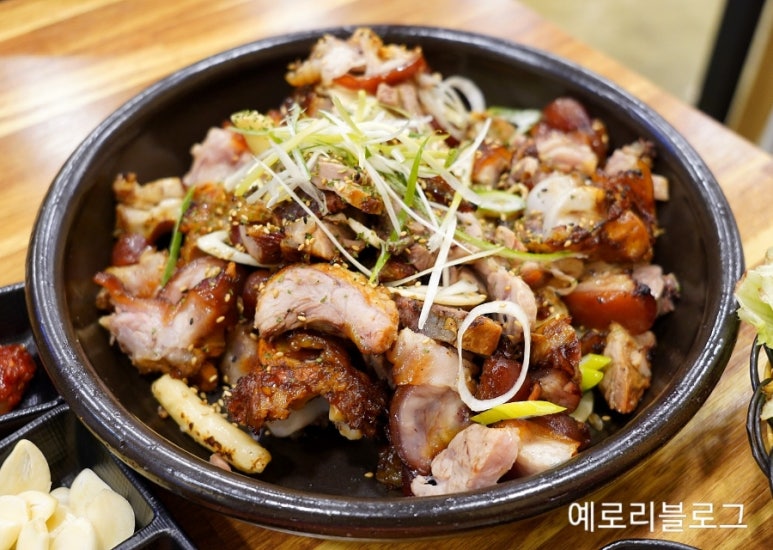 참숯에구운족발의전설 이미지