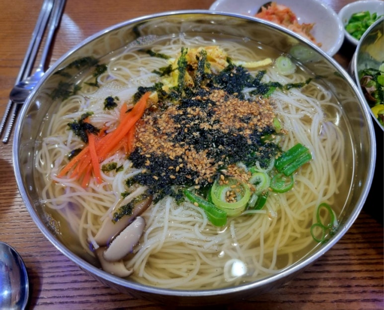 대야잔치국수 이미지