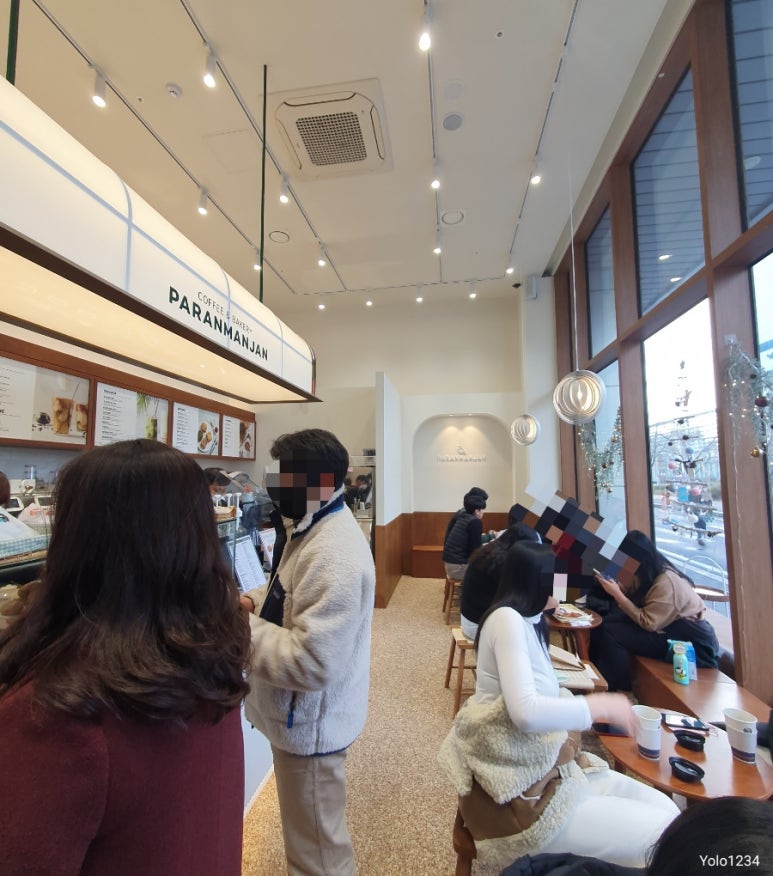 파란만잔가산역점 이미지