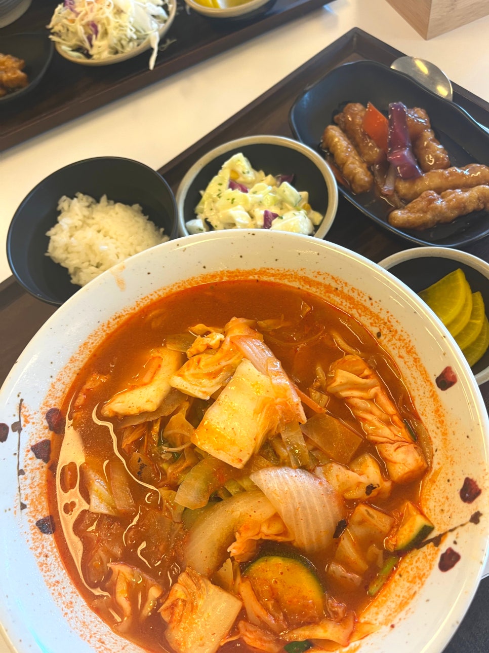 포셔드(POSHERD) 이미지