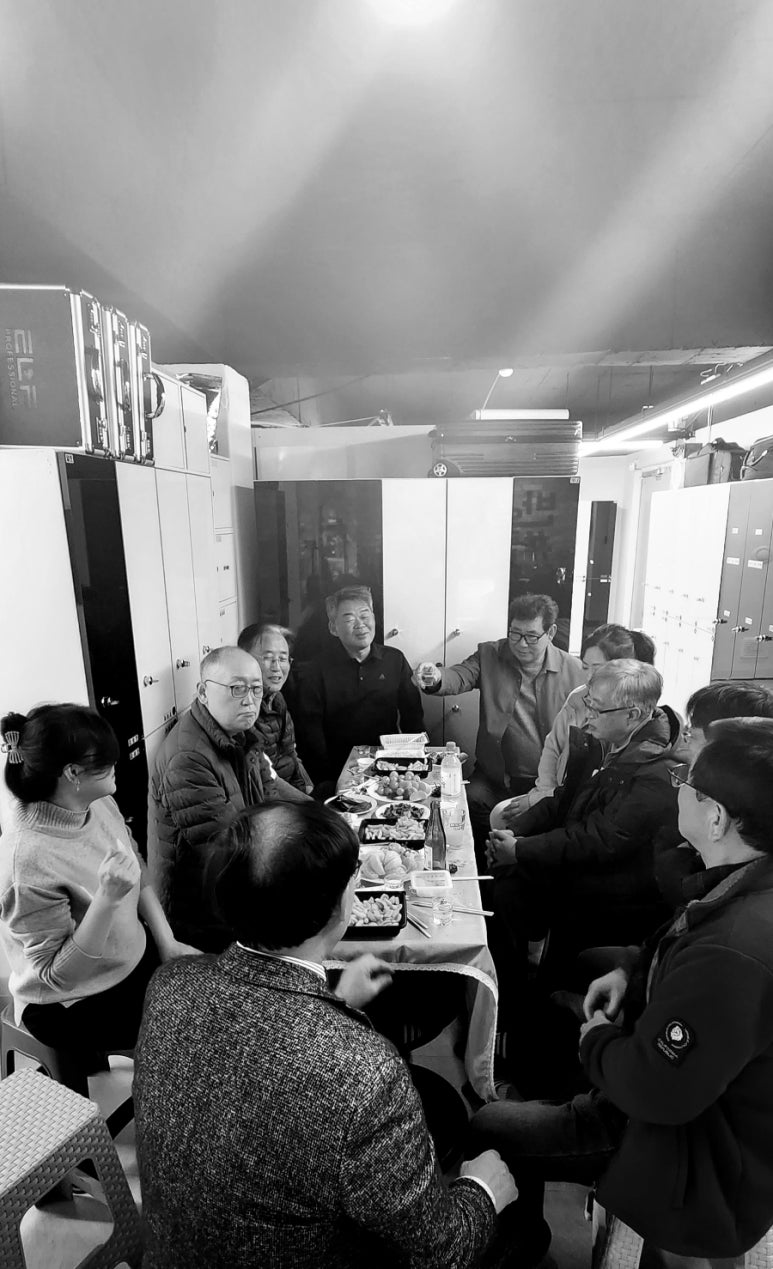 색소폰홀로서기 이미지