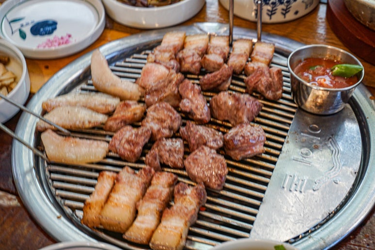 흑돼지묵자 이미지