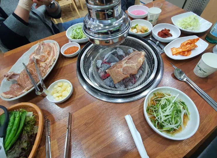 진미숯불돼지갈비 이미지