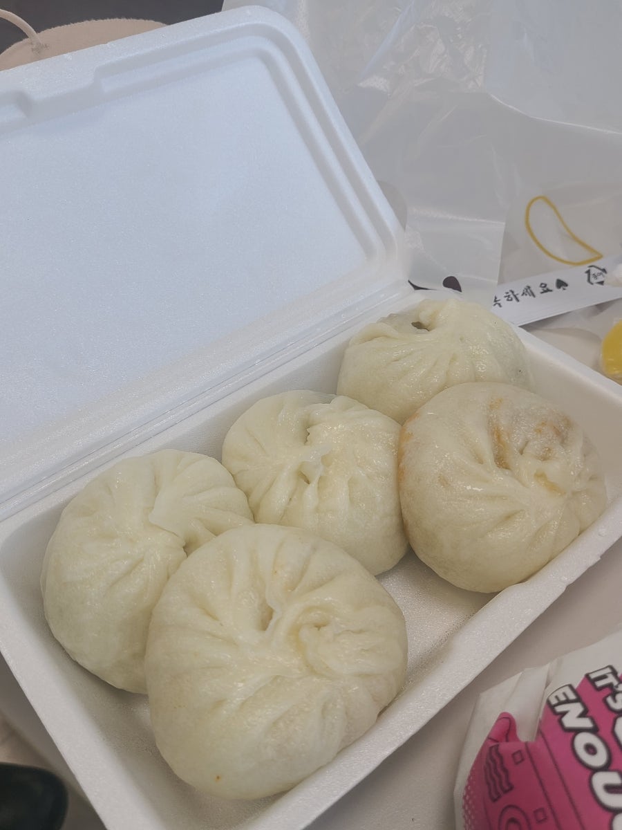 집나간 만두 이미지