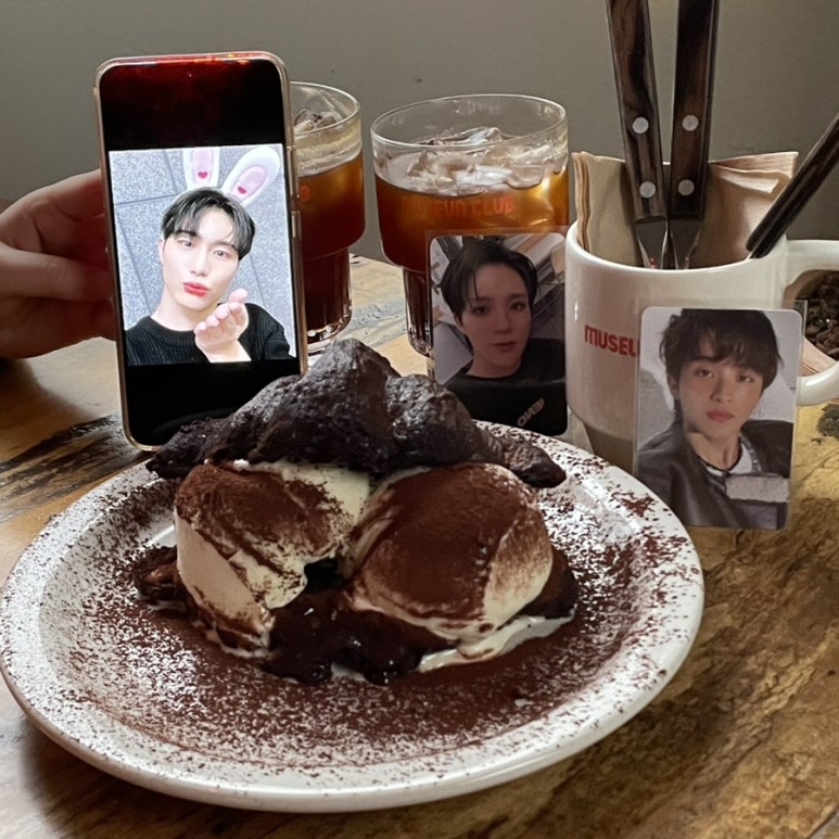 스트롤 클럽 이미지