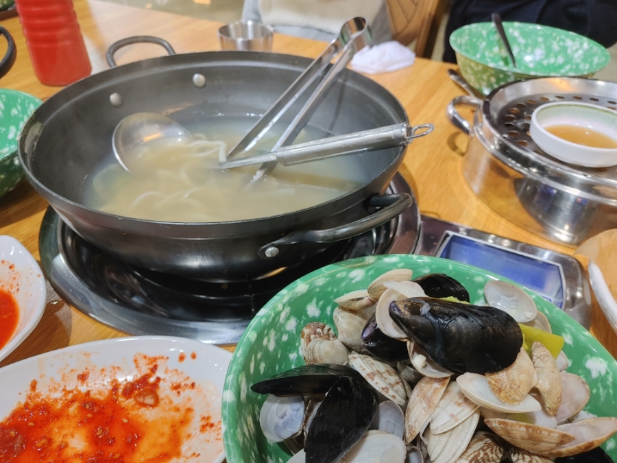 세엄마칼국수 이미지