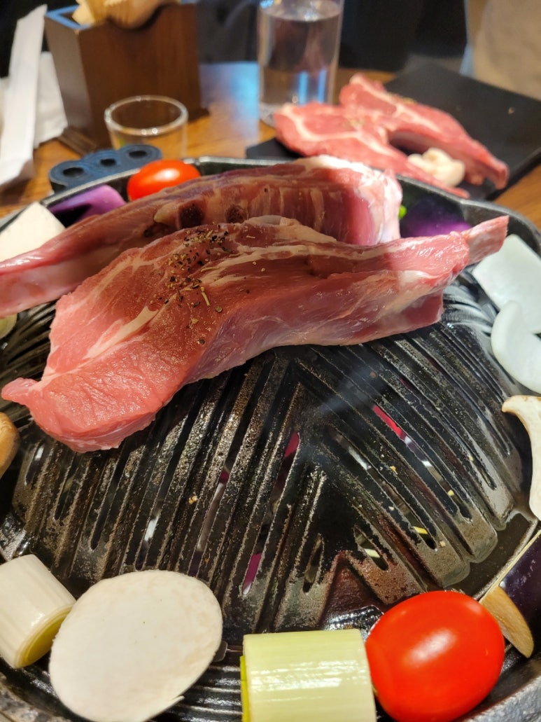 양고기푸줏간 이미지