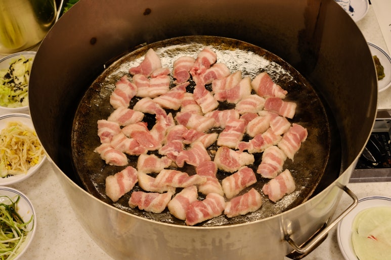 삼겹세상 이미지
