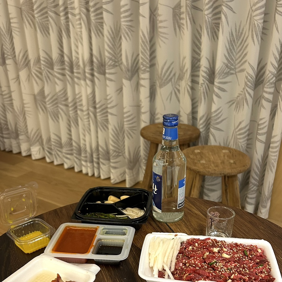 운천생고기육회 이미지