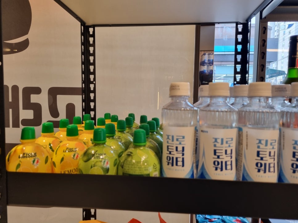 고래맥주창고 이미지