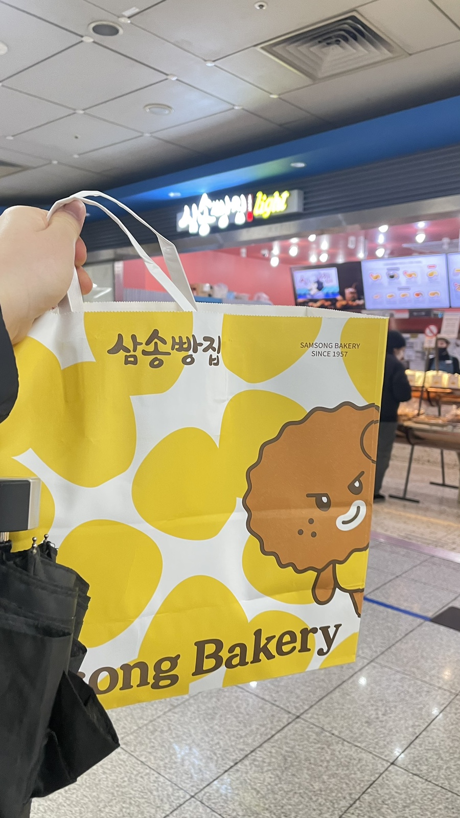 2층의빵집 이미지