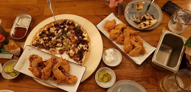 꼬꼬치킨 이미지