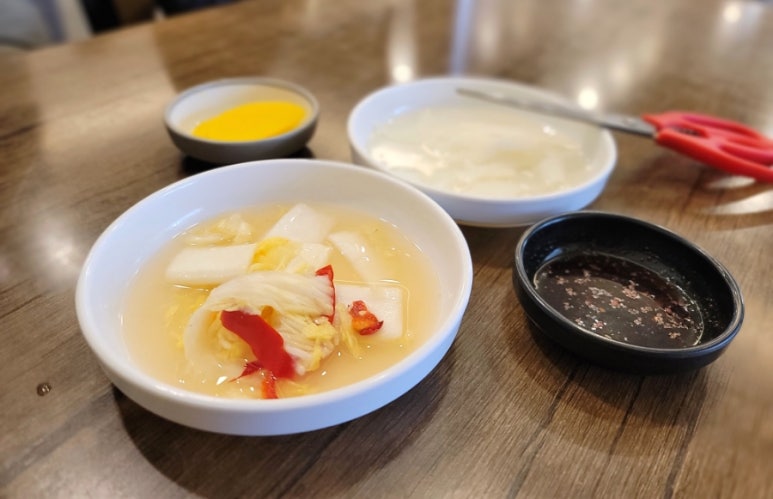 당연국시집 이미지