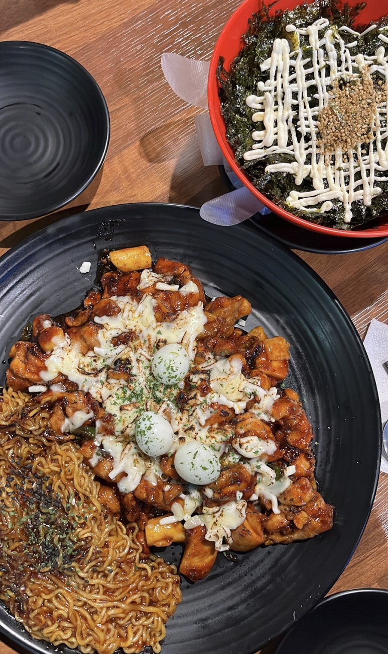 꼬꼬아찌숯불치킨서사라점 이미지