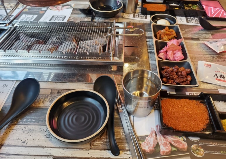 양꽃이 피는 밤(선부점) 이미지
