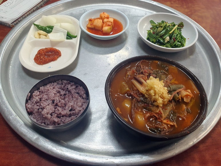 시장전통닭계장 이미지