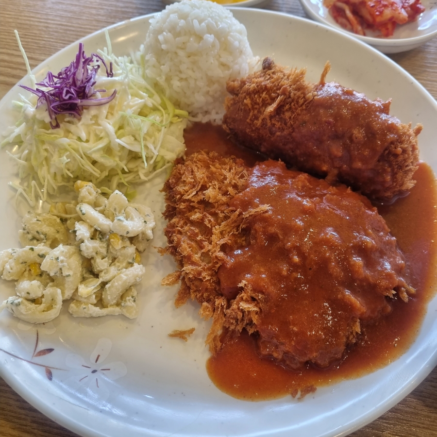 광장돈까스 이미지