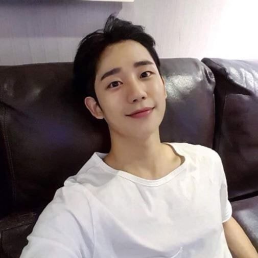 여우눈썹 이미지