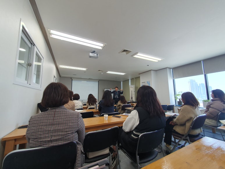 탑플러스경매학원 이미지