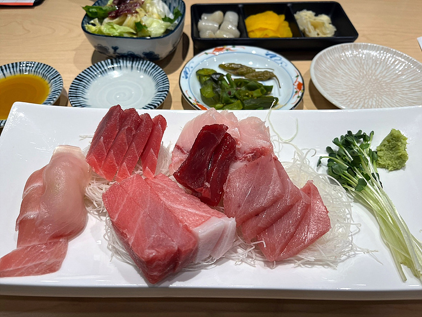 이춘복참치센트럴시티점 이미지