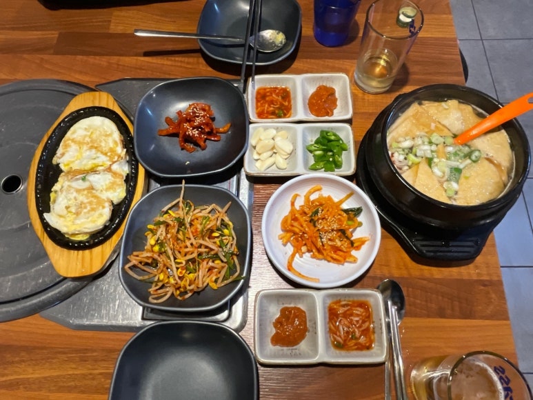 먹을만한족발 이미지