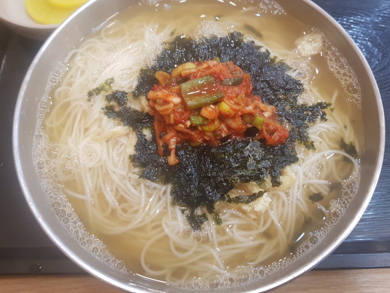 24시멸치국수 이미지