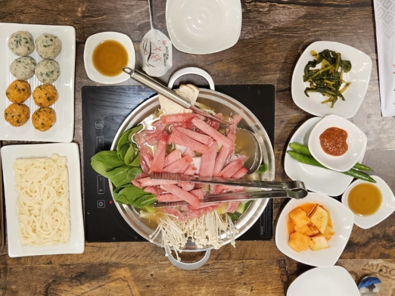 홍경백 함흥냉면 만두전골 이미지