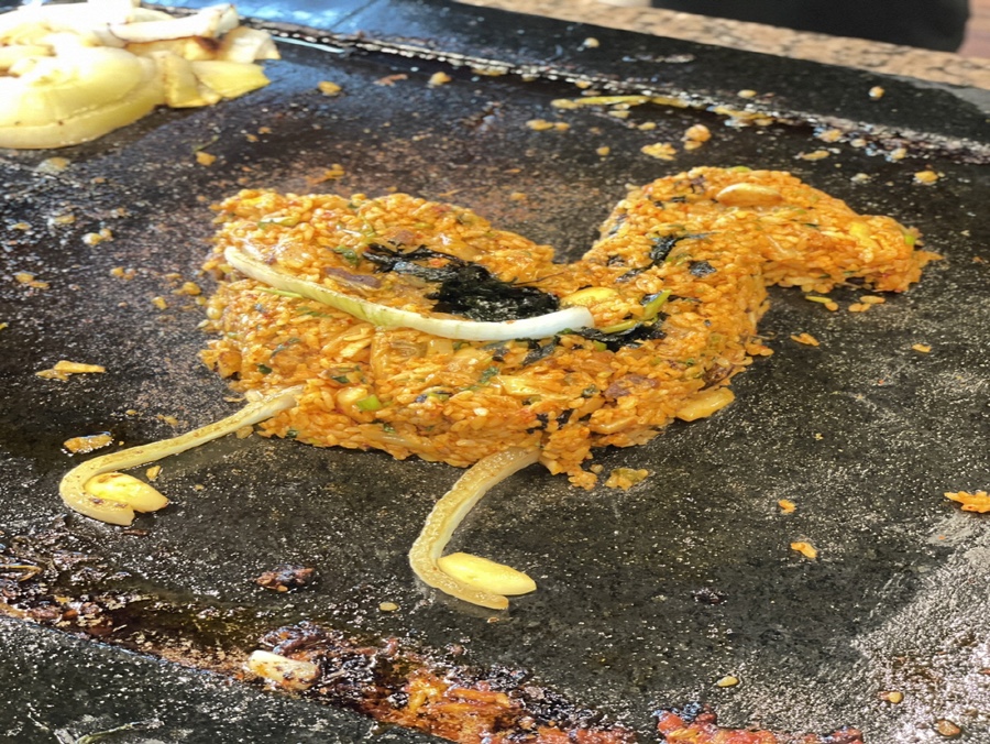 자주오리돌판구이 이미지