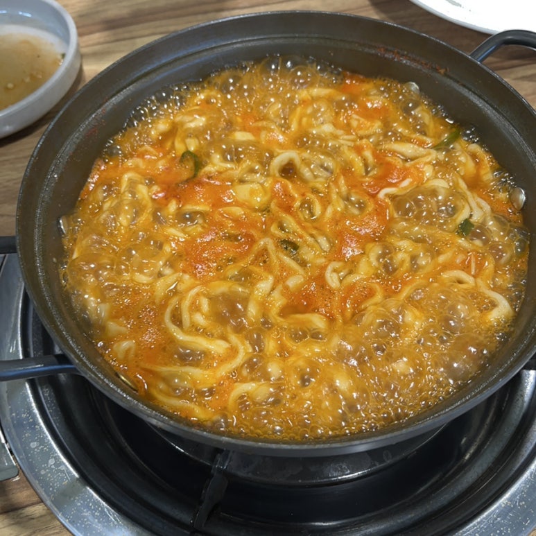 파주심학산밀가마칼국수 이미지