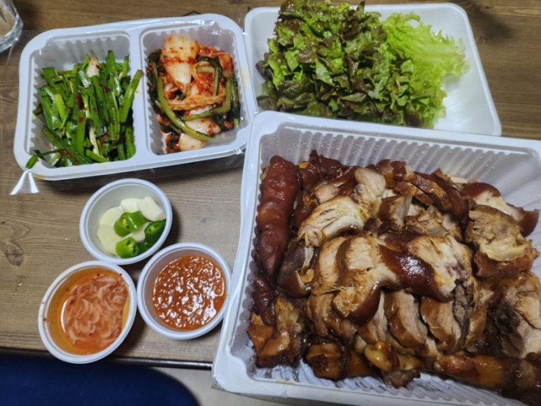 왕실족발 이미지