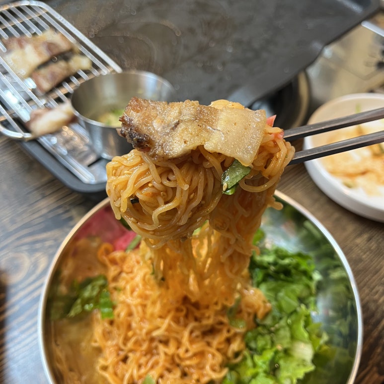 더 팔도식육식당 이미지