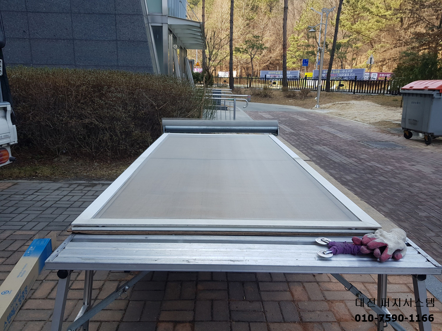 천년의 뜰 이미지