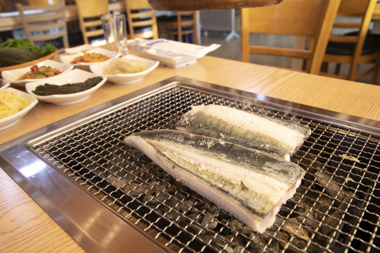 황토민물장어 이미지