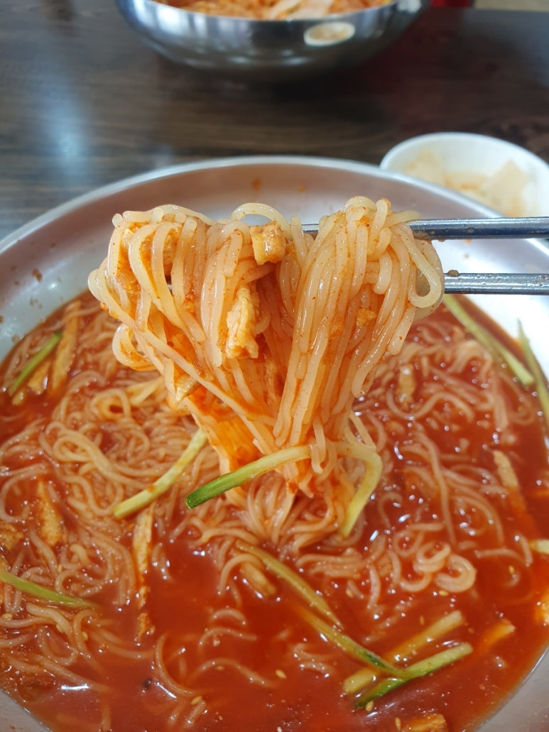 진주명가밀면 이미지