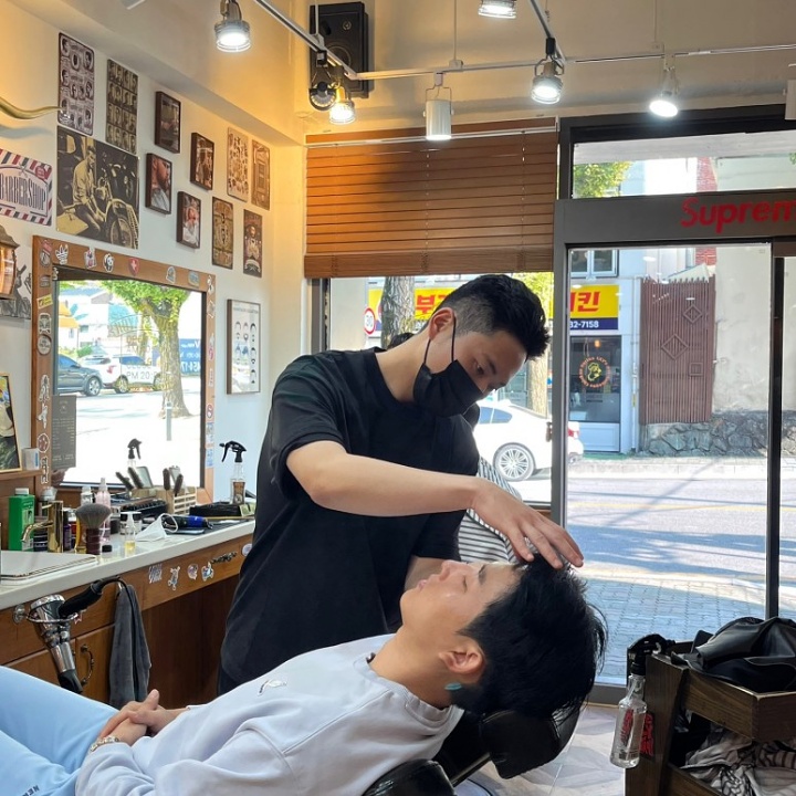 로얄브로 이미지