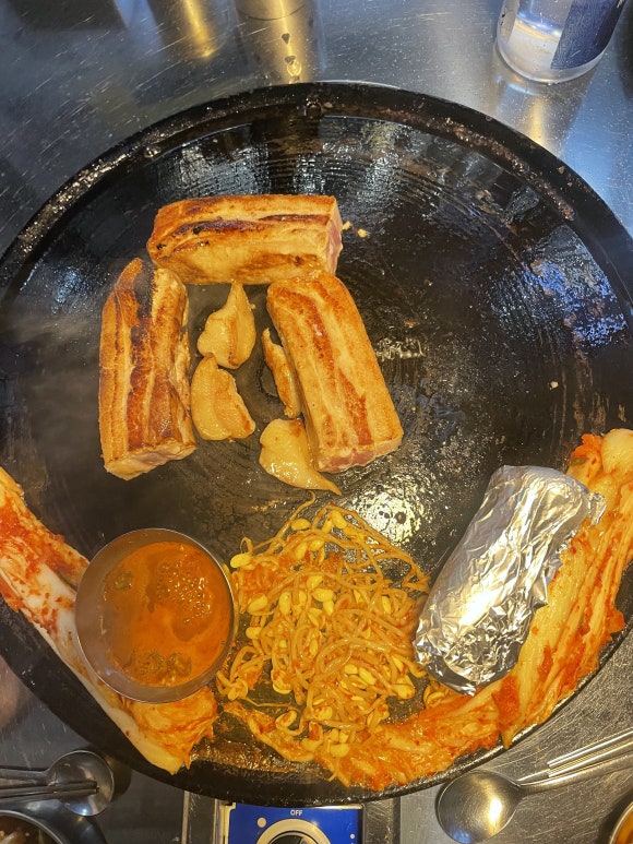 대박솥뚜껑삼겹살 이미지