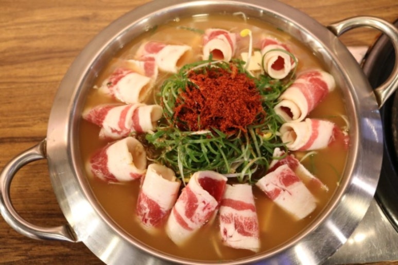 육시리 이미지
