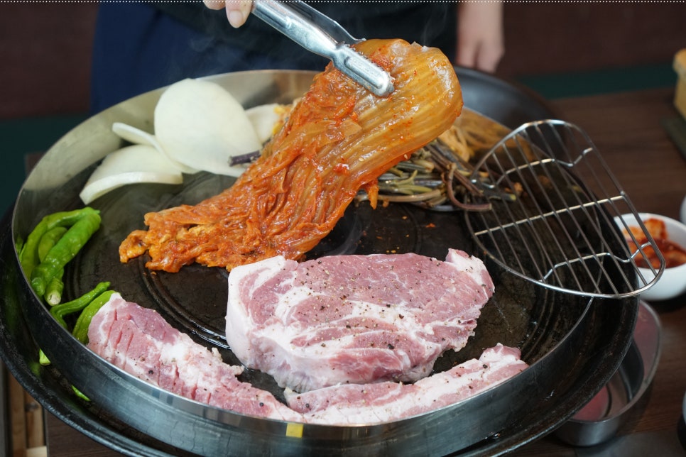 고부돈솥뚜껑구이 이미지