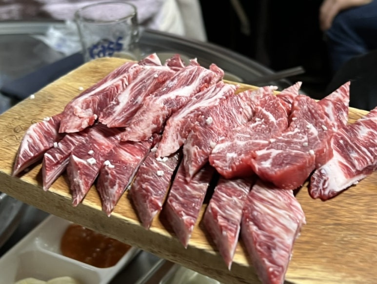 백성욱왕소금구이 이미지