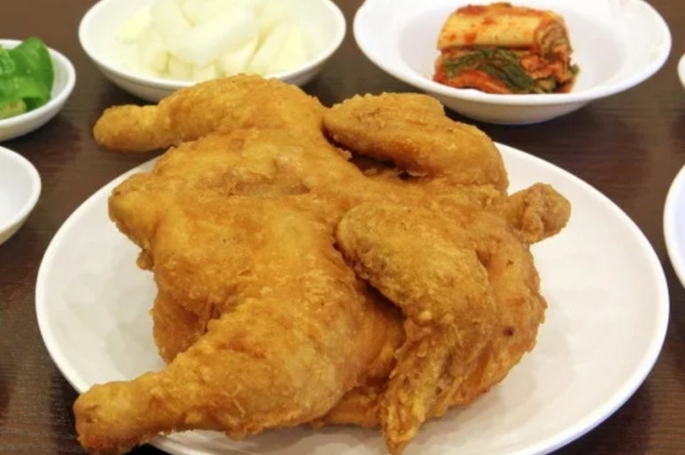 엄마통닭 이미지
