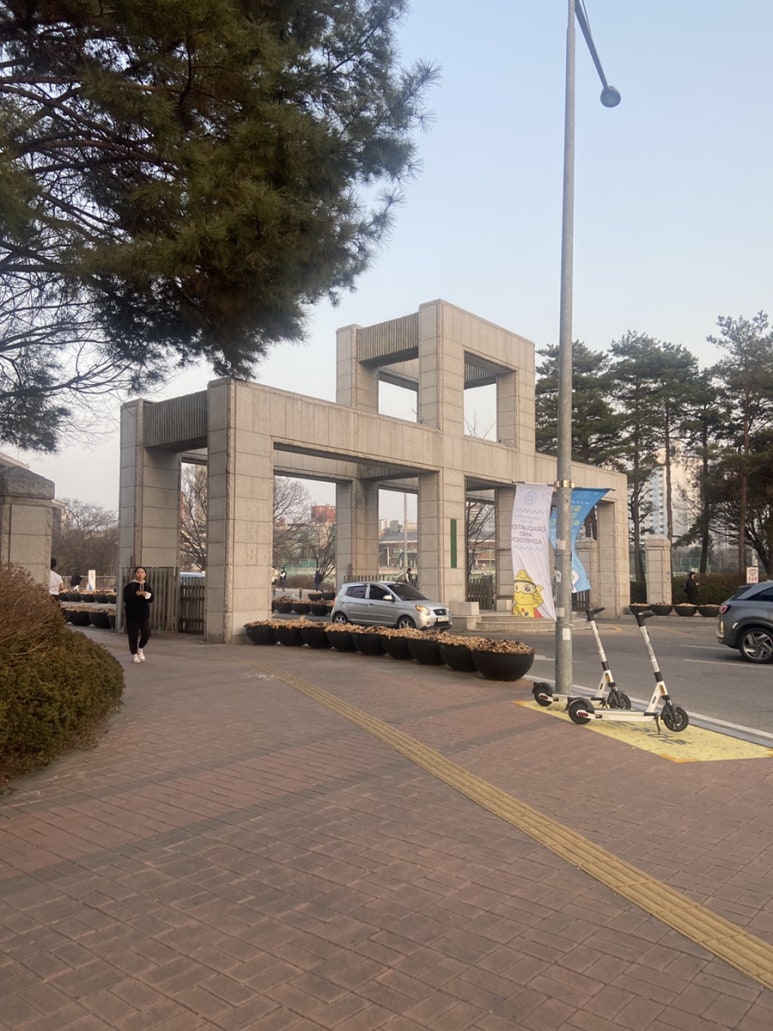 예고집황태칼국수 이미지