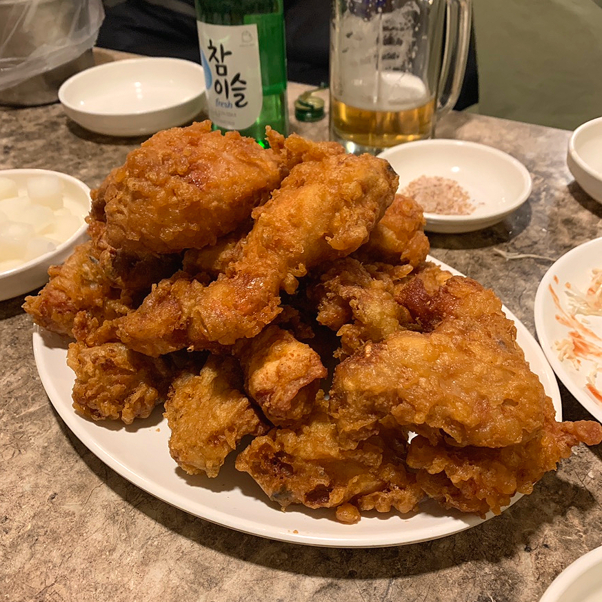 쌔떼치킨 이미지