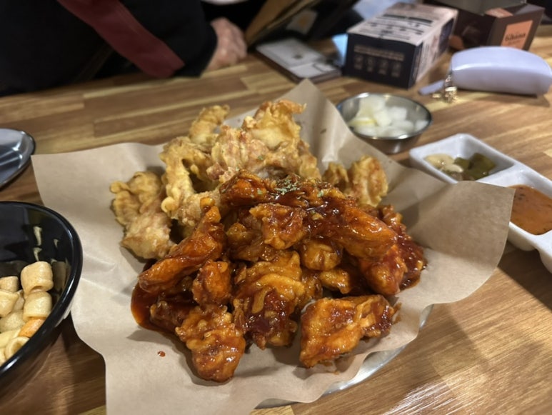 토닥토닥 치킨 이미지