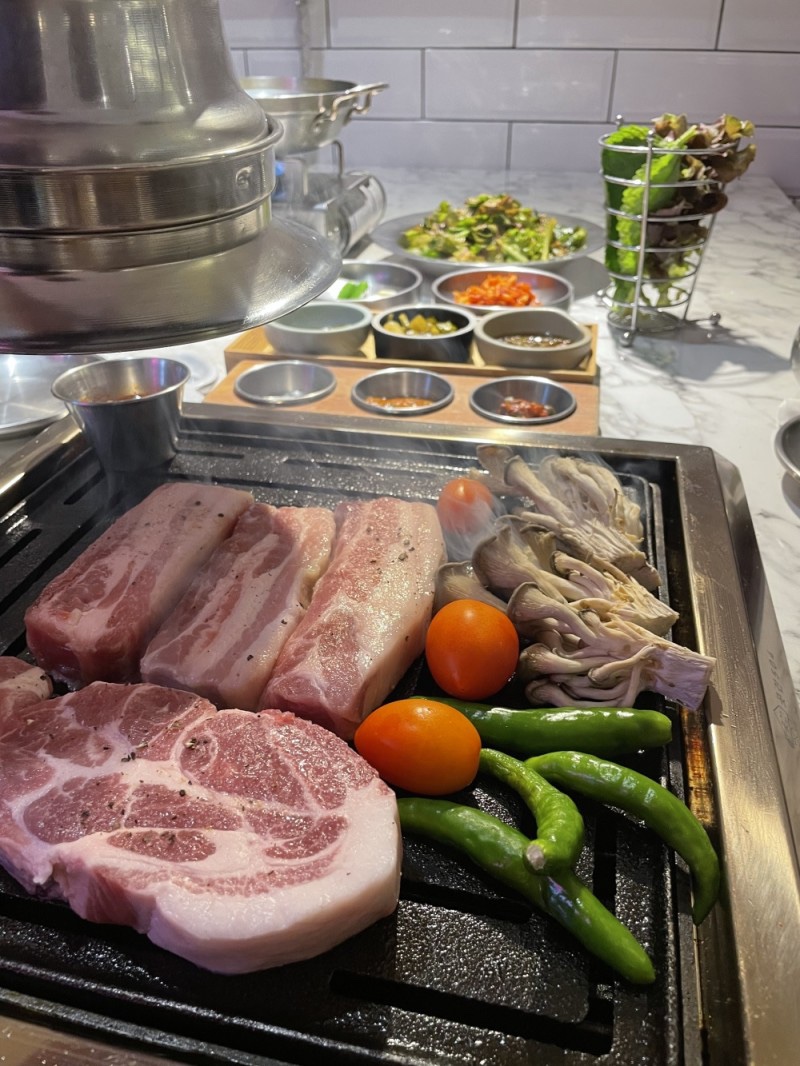 고기곳간 이미지