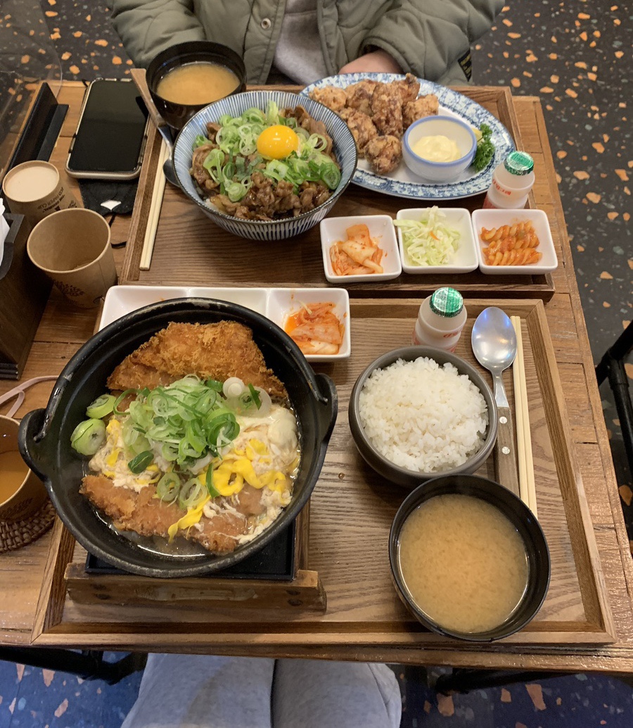 자유의언덕 어진점 이미지