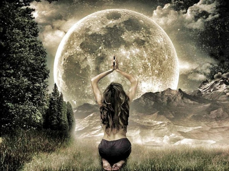 만월(Full Moon) 이미지