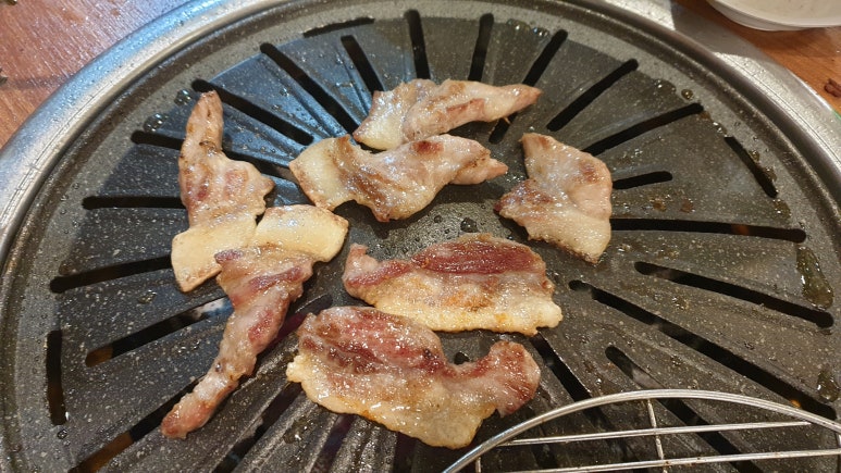 참숯뒷고기 이미지